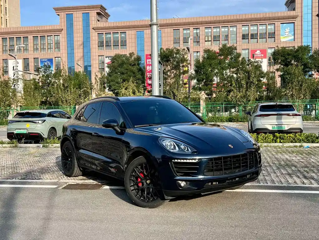 Porsche Macan — фото 3