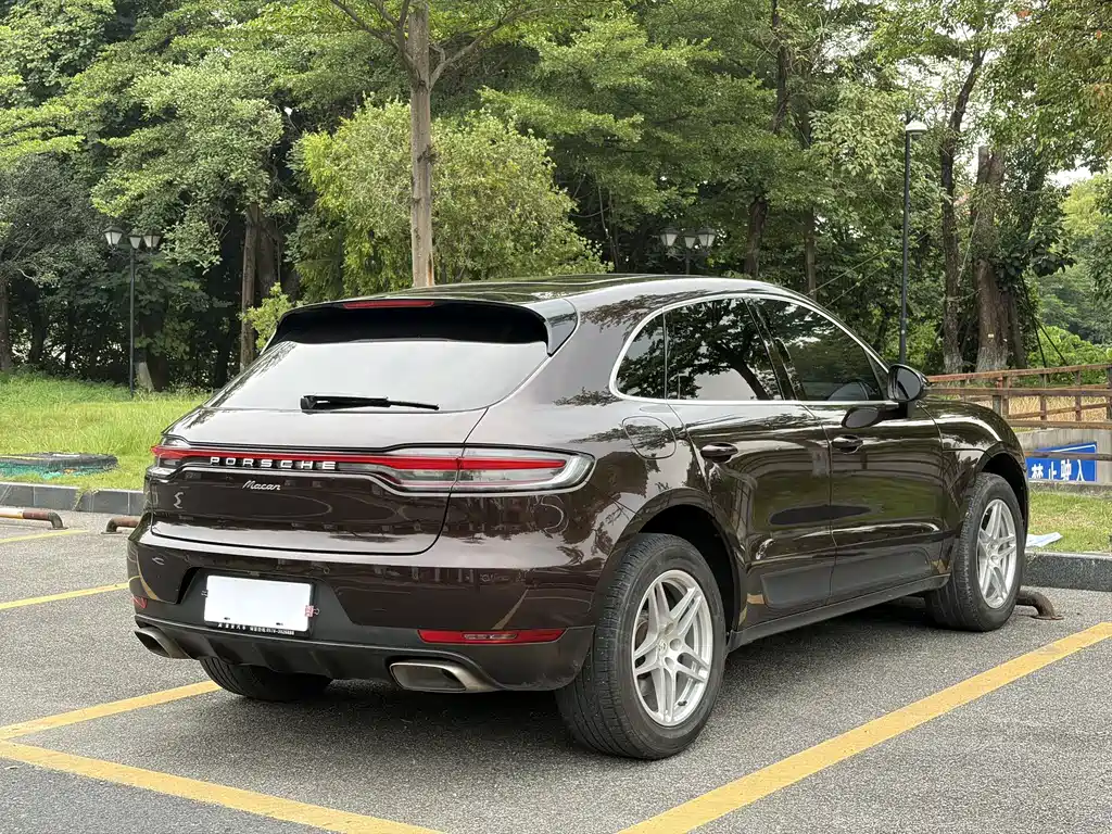 Porsche Macan — фото 6