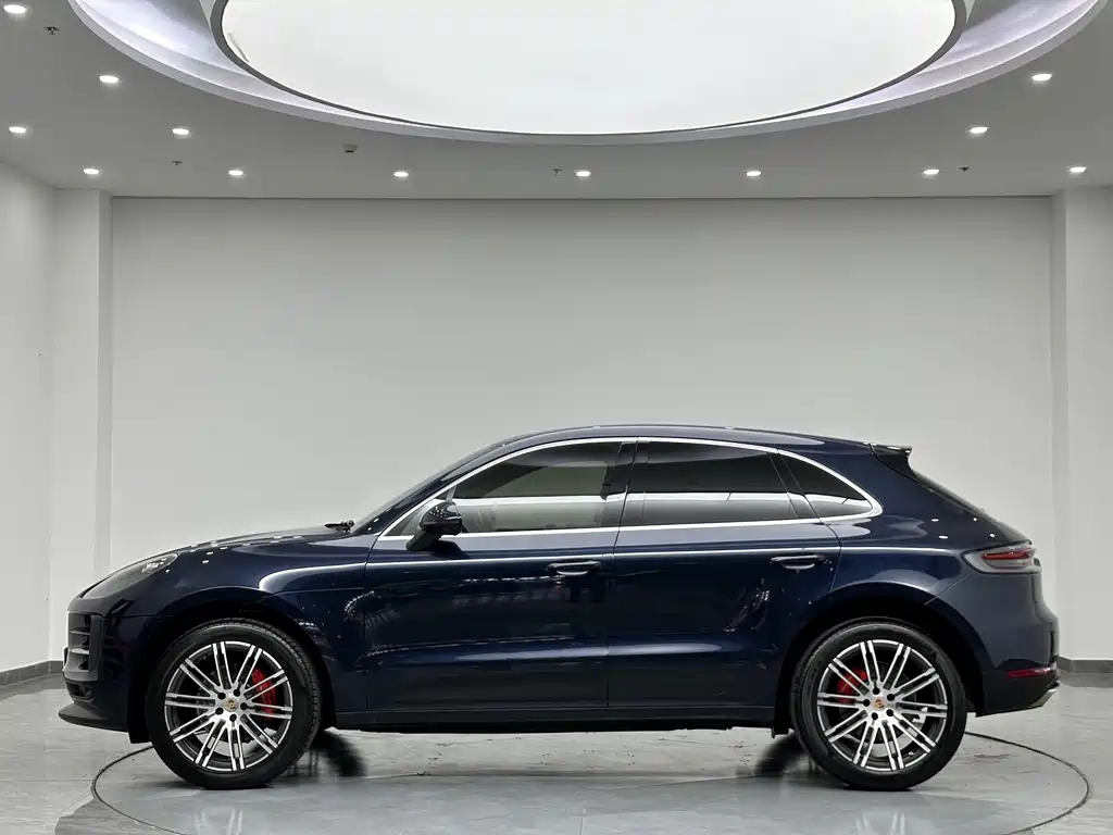 Porsche Macan — фото 5