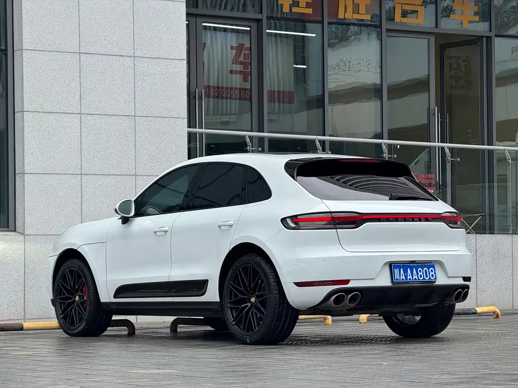 Porsche Macan — фото 4