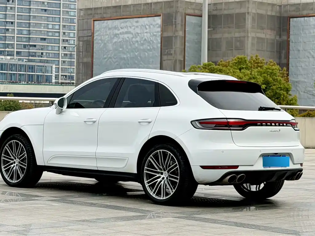 Porsche Macan — фото 8