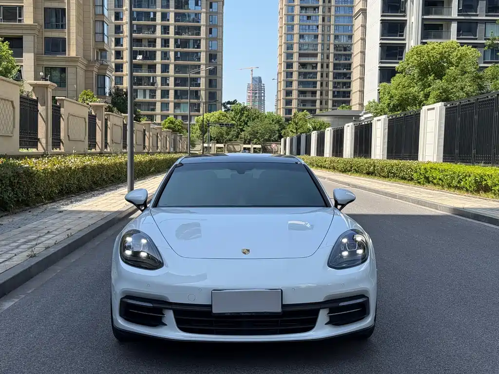 Porsche Panamera — фото 2