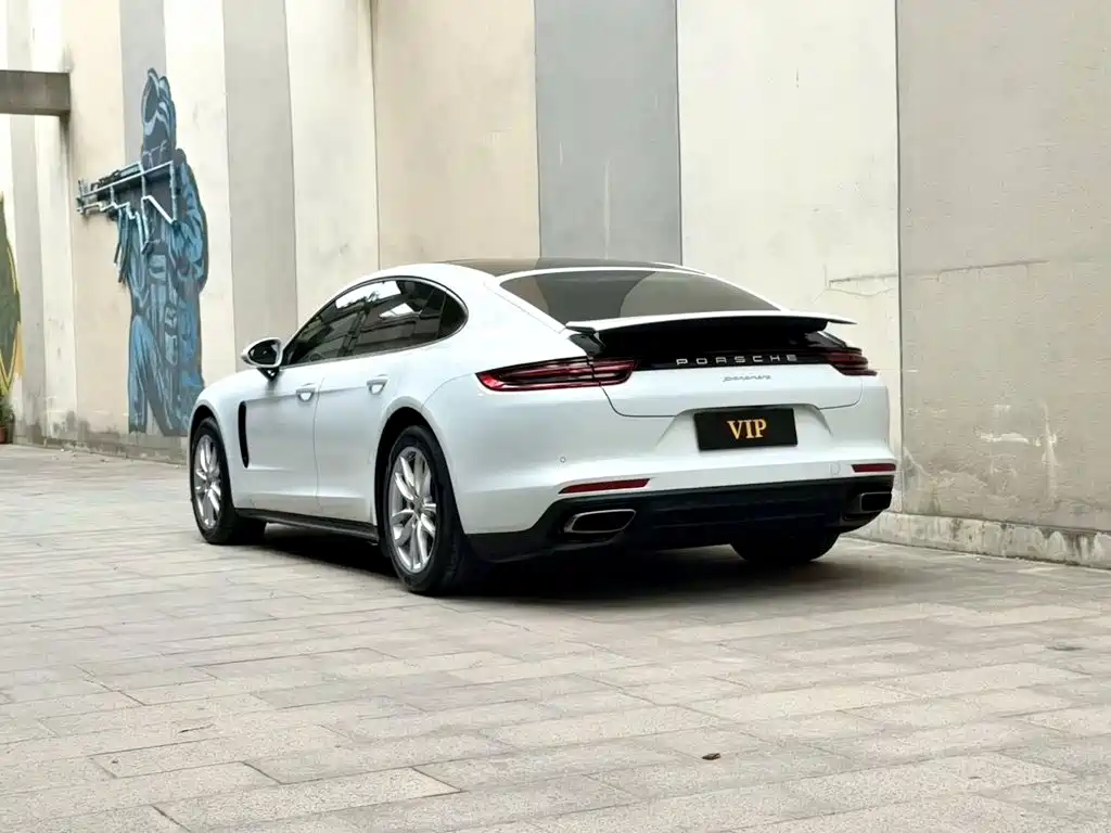 Porsche Panamera — фото 5