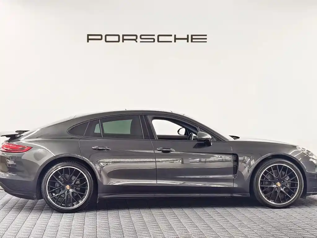 Porsche Panamera — фото 14
