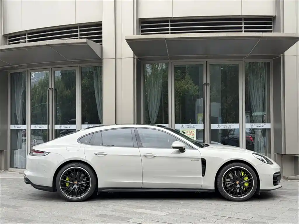 Porsche Panamera Hybrid — фото 5