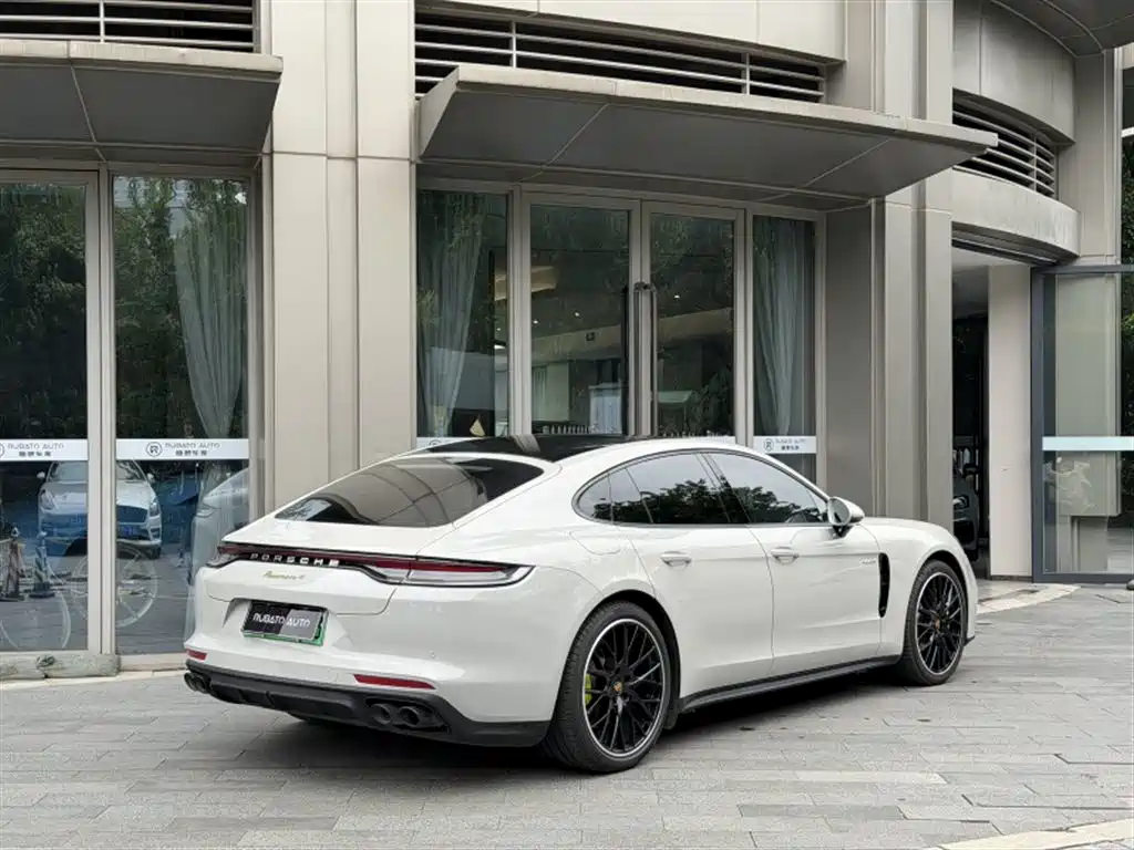 Porsche Panamera Hybrid — фото 7