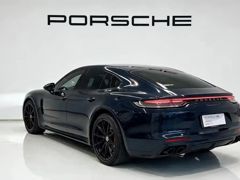 Porsche Panamera — фото 4