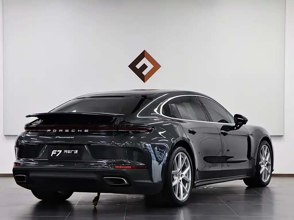 Porsche Panamera — фото 6