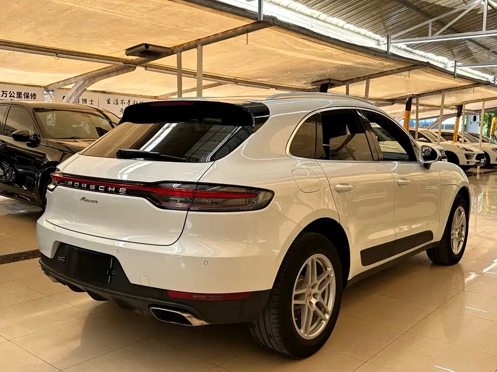 Porsche Macan — фото 4