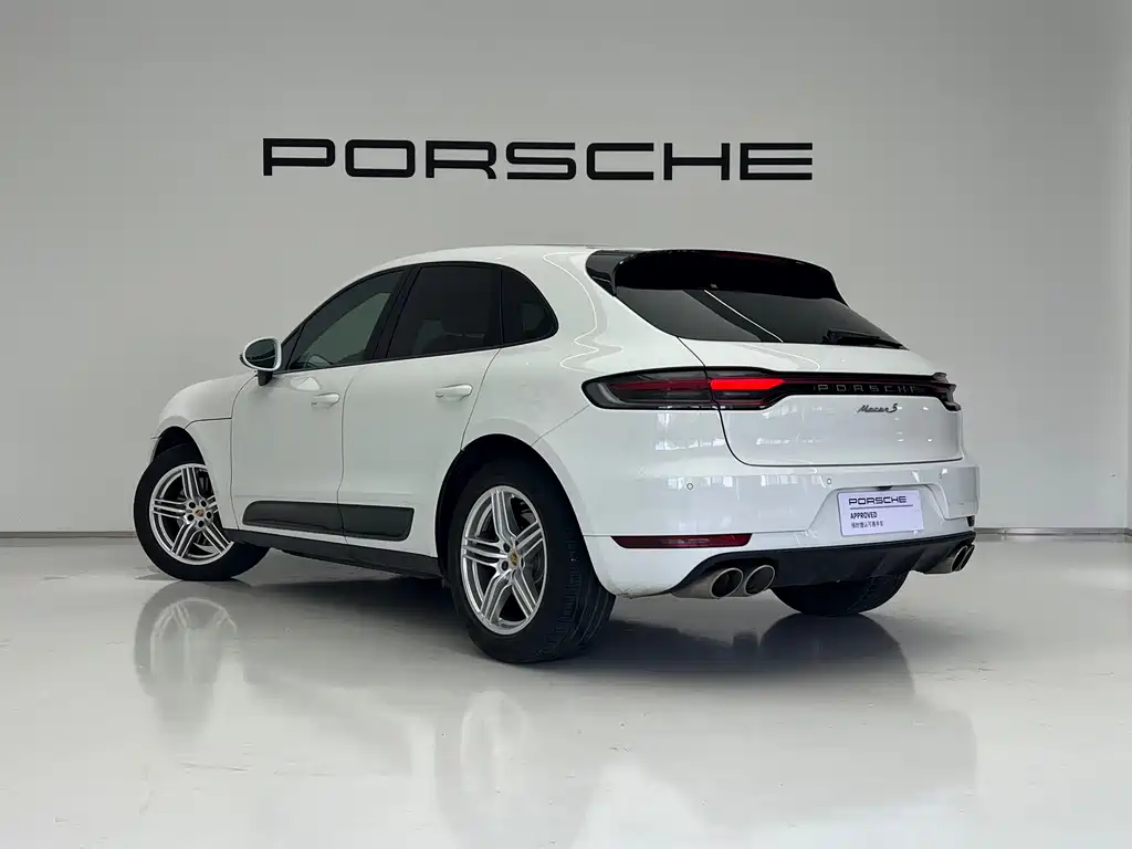 Porsche Macan — фото 7