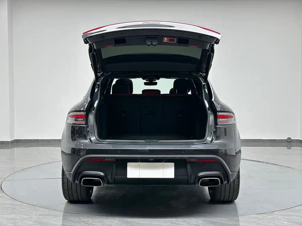 Porsche Macan — фото 29