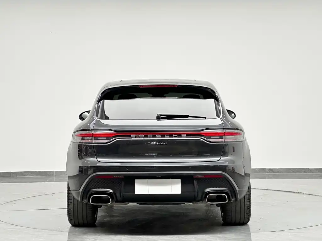 Porsche Macan — фото 7