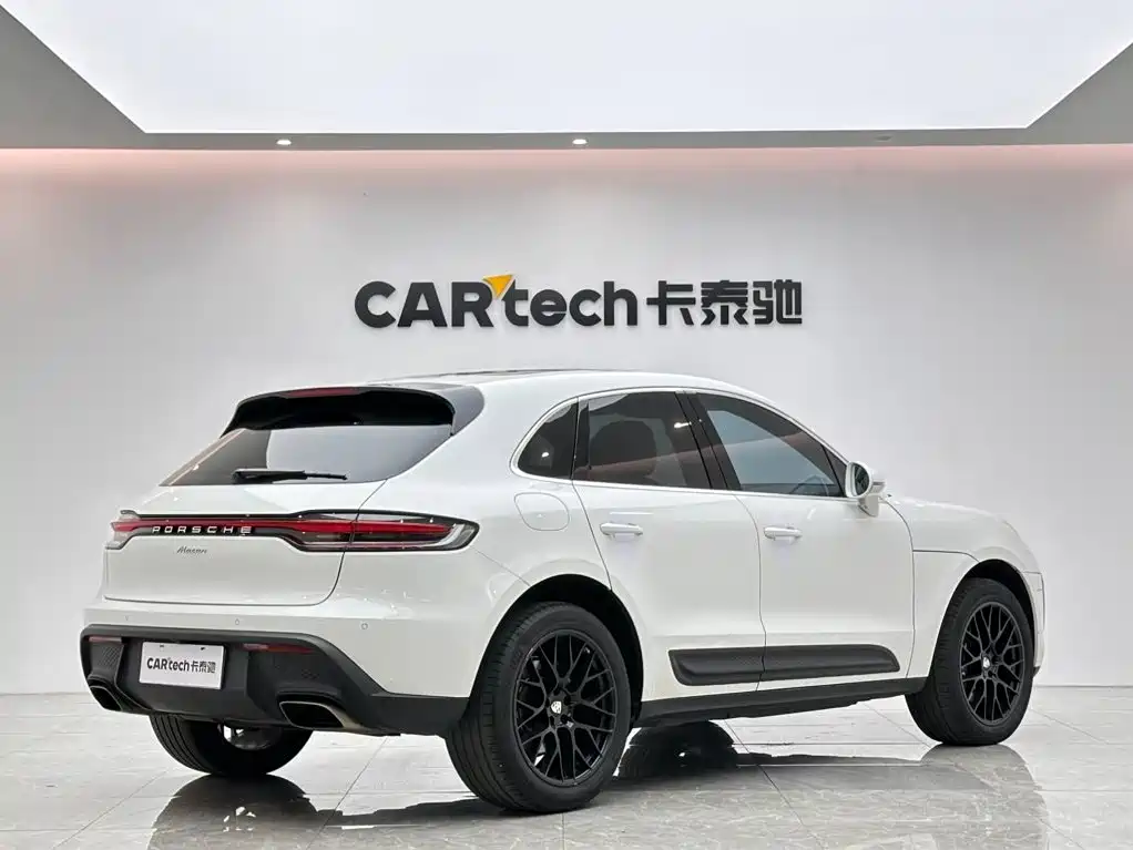 Porsche Macan — фото 5