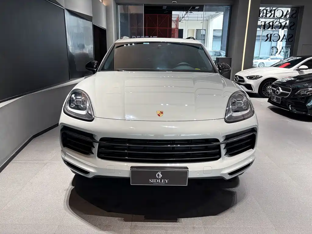 Porsche Cayenne — фото 2