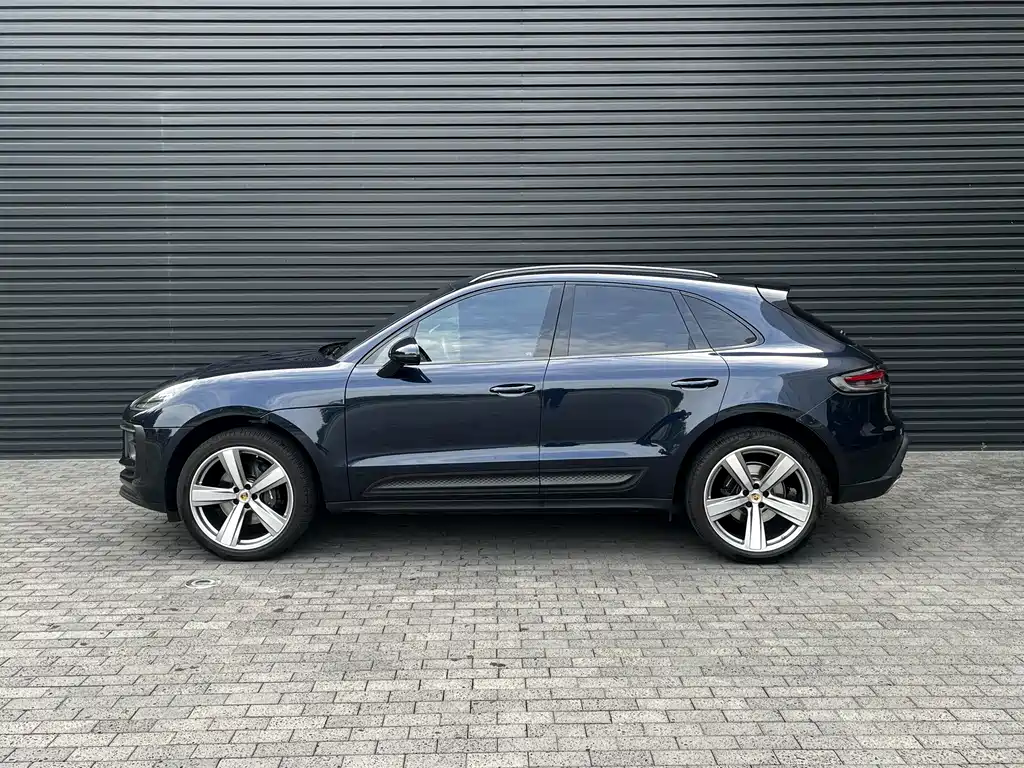 Porsche Macan — фото 6