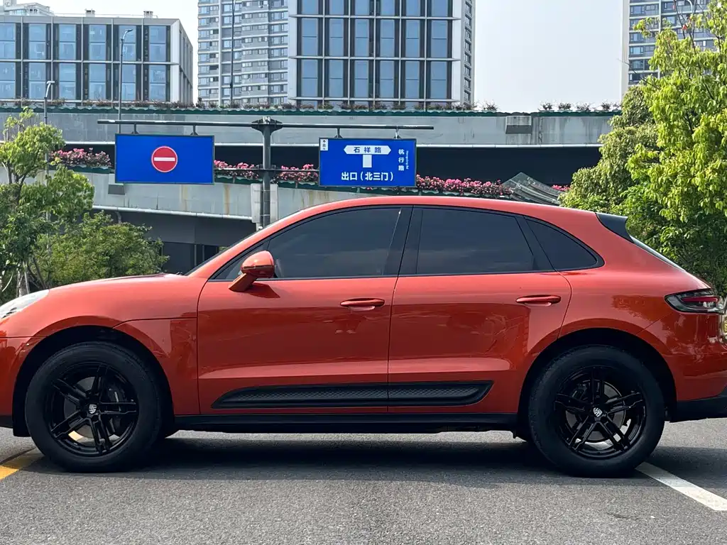 Porsche Macan — фото 4