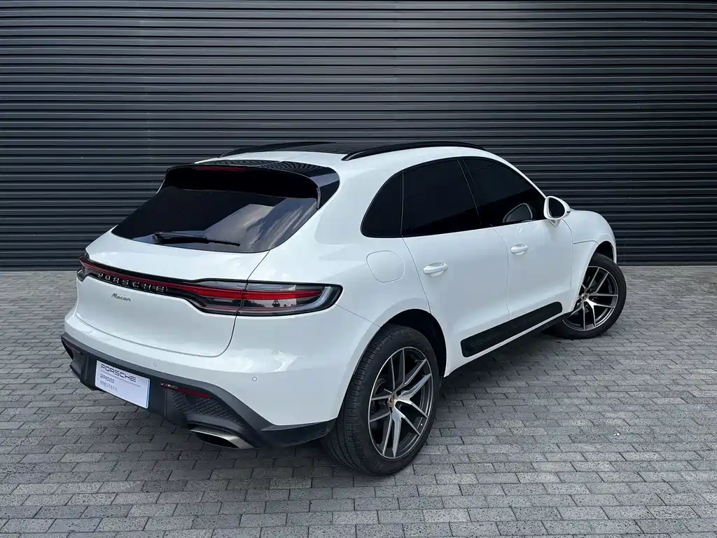 Porsche Macan — фото 5