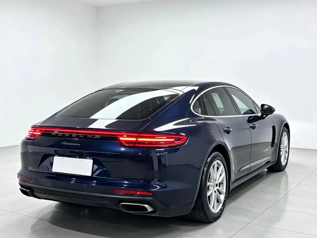 Porsche Panamera — фото 8