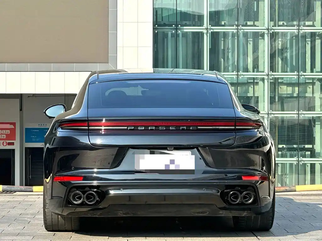 Porsche Panamera — фото 15