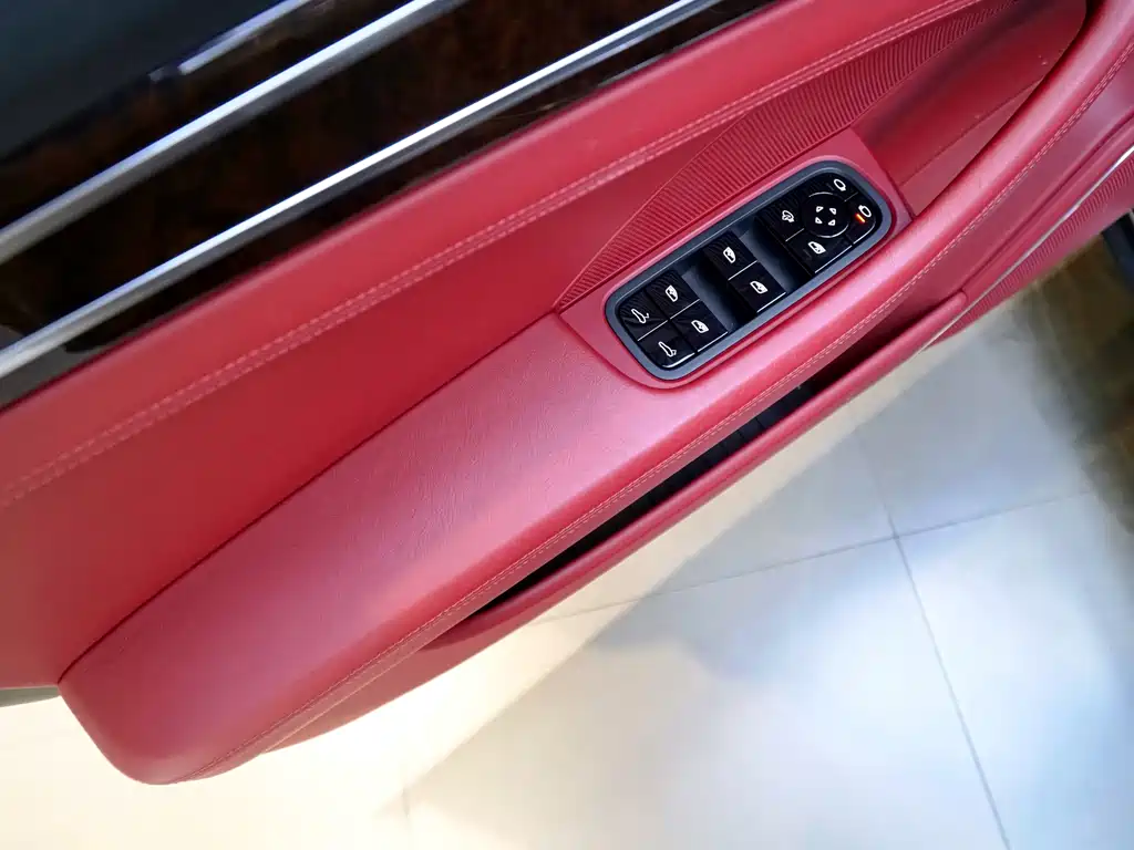 Porsche Panamera — фото 14