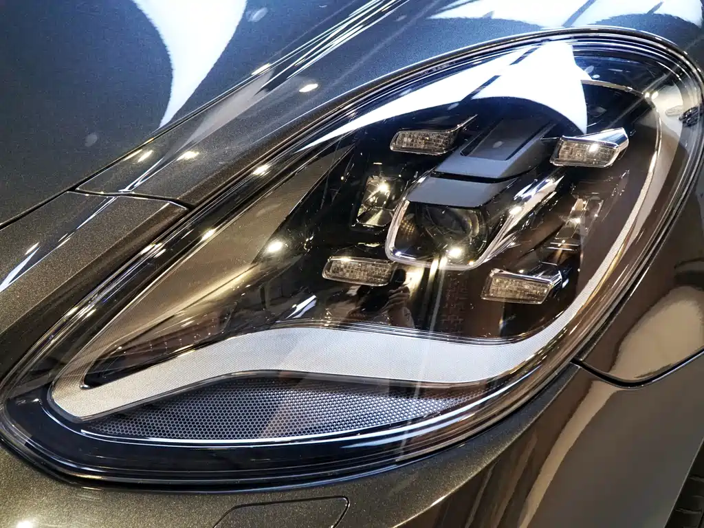 Porsche Panamera — фото 23