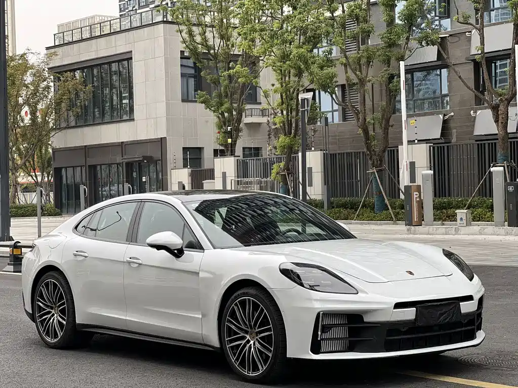 Porsche Panamera — фото 3