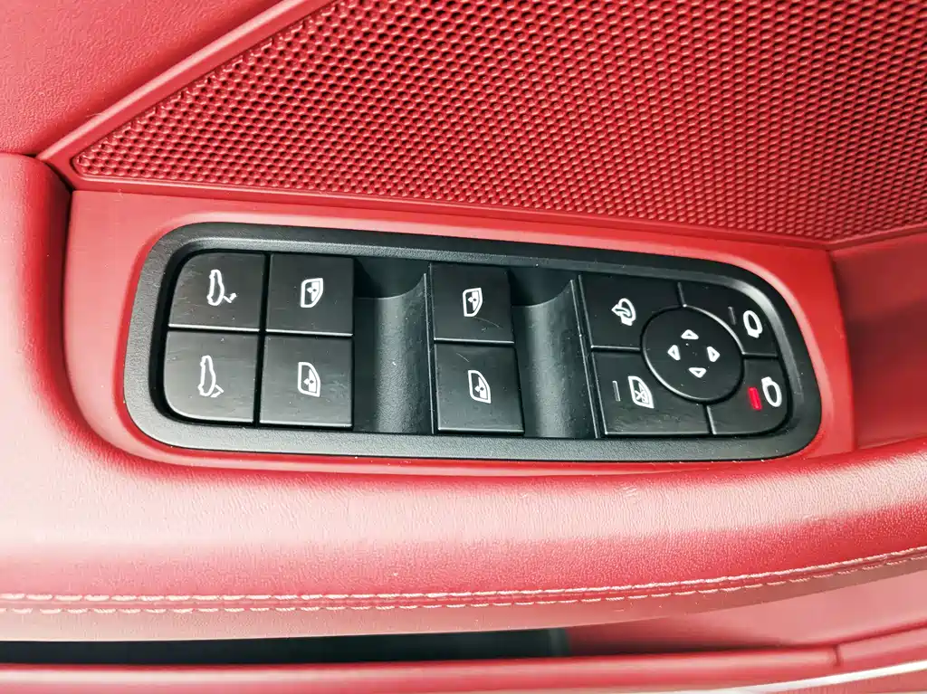 Porsche Panamera — фото 17