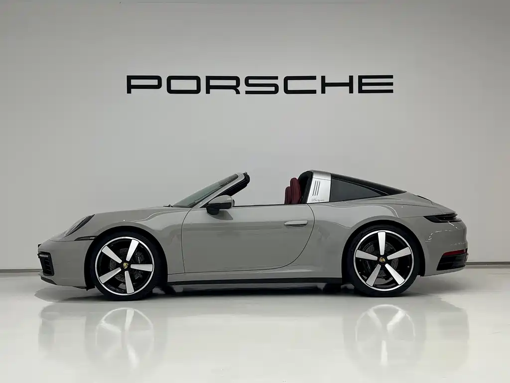 Porsche 911 — фото 19