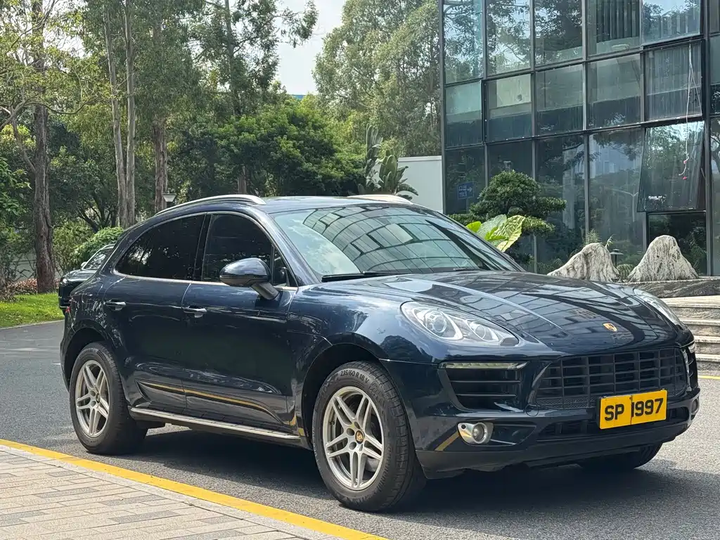 Porsche Macan — фото 3