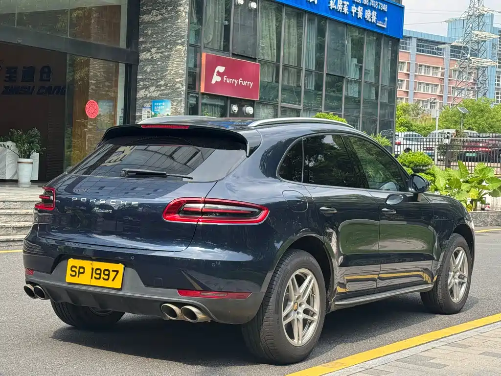 Porsche Macan — фото 4