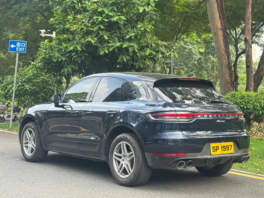 Porsche Macan — фото 7