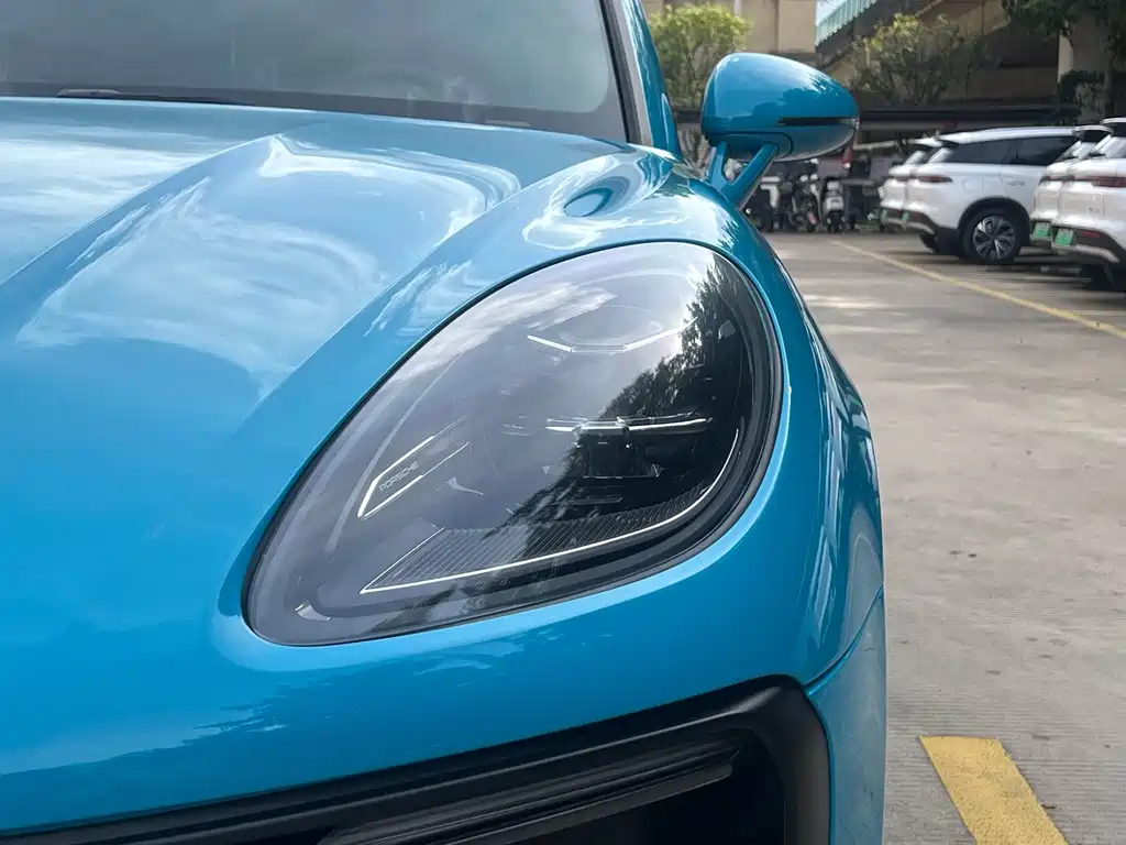Porsche Macan — фото 13