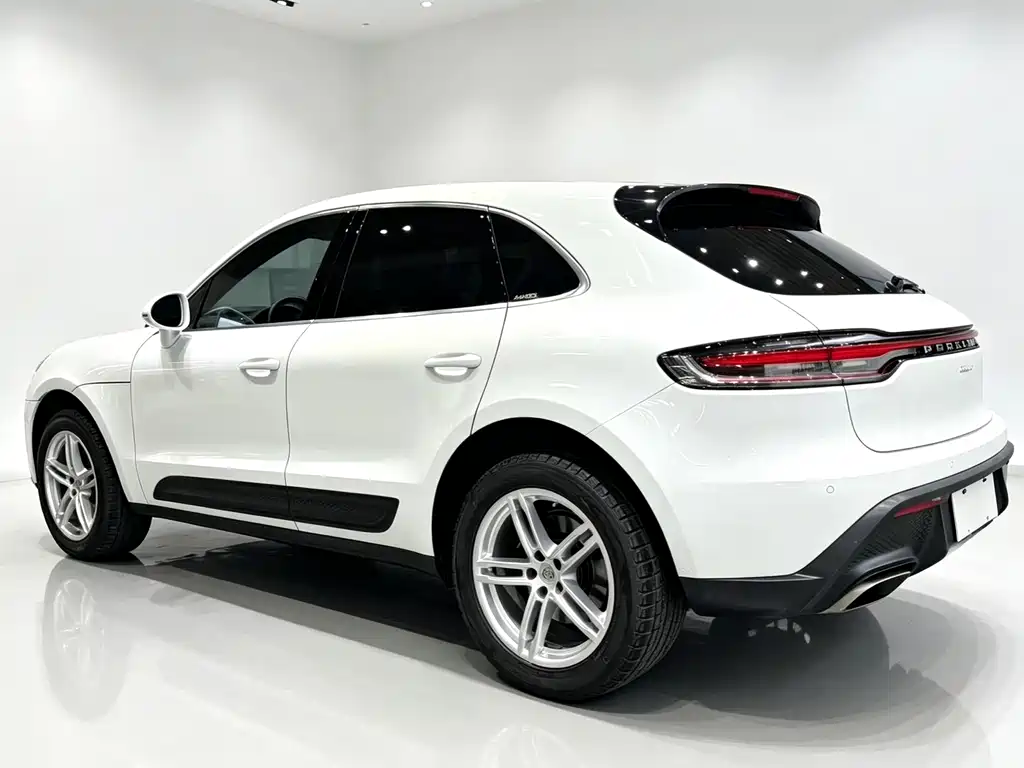 Porsche Macan — фото 5