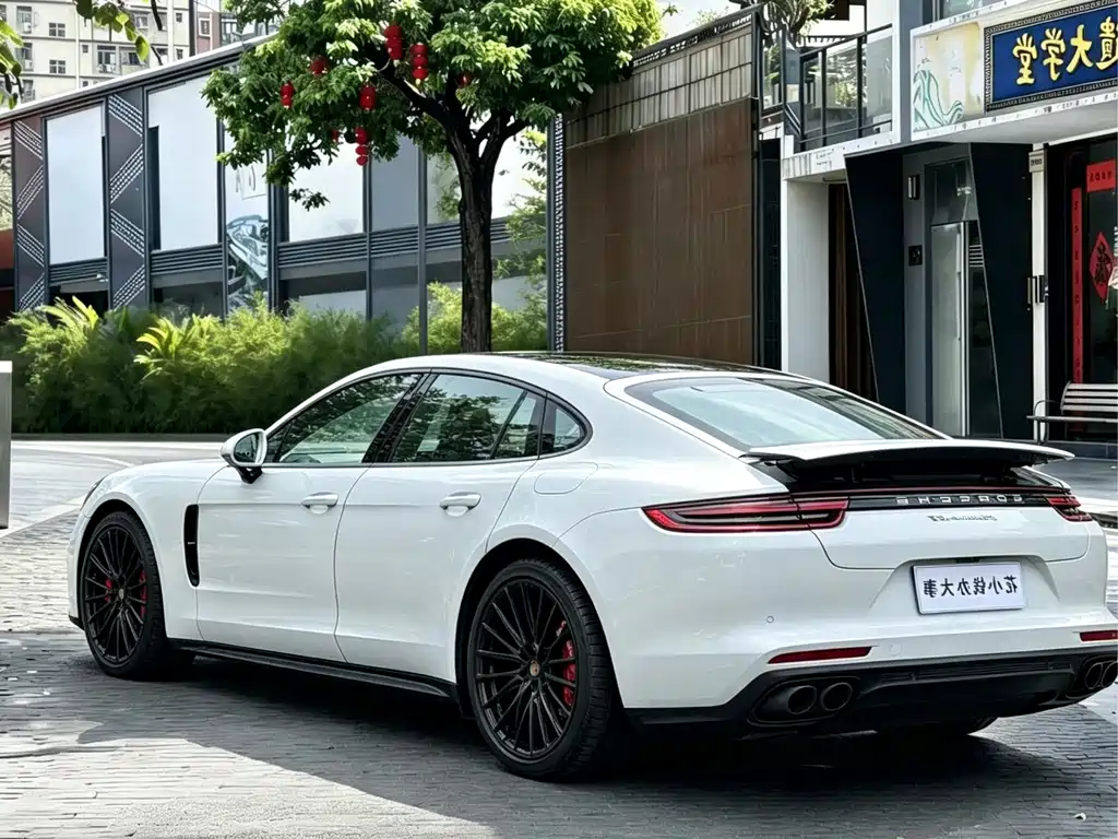 Porsche Panamera — фото 9