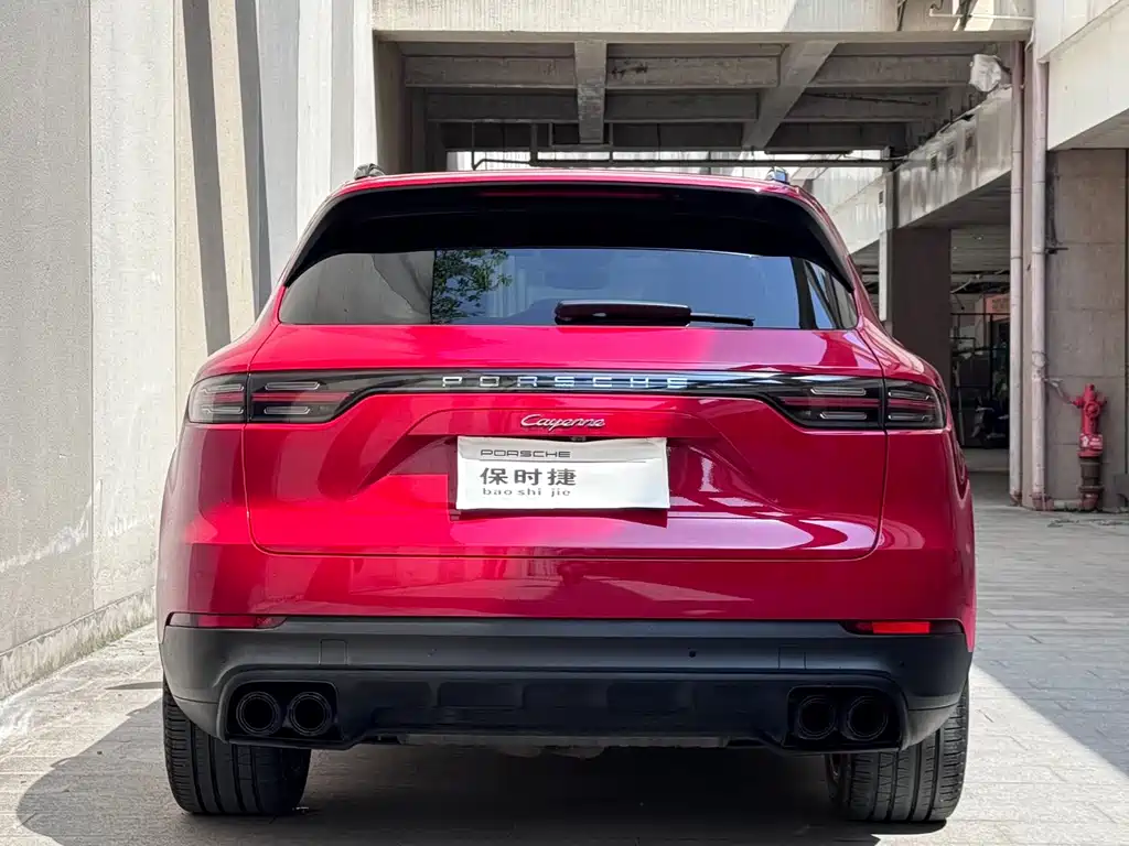 Porsche Cayenne — фото 14