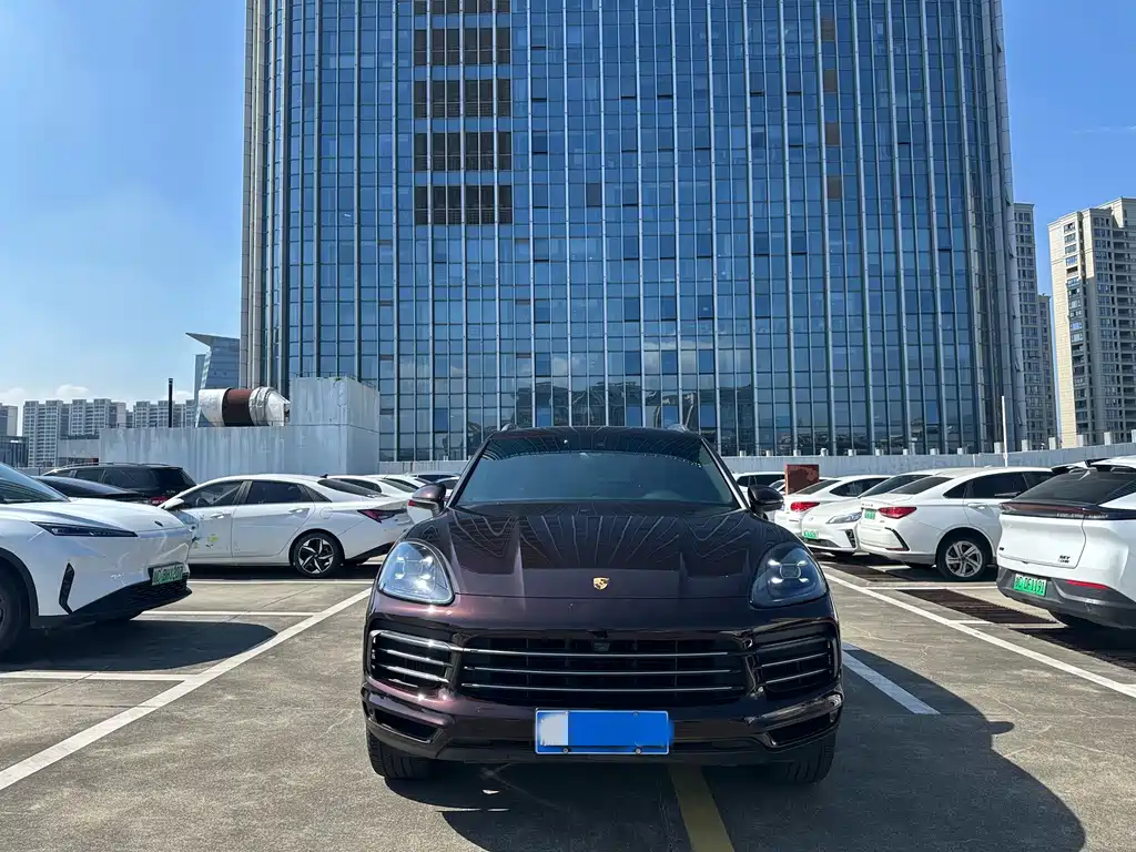 Porsche Cayenne — фото 2
