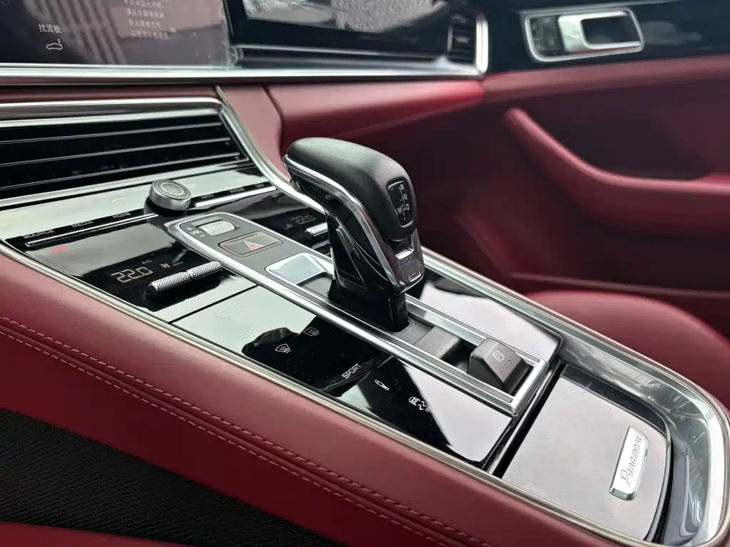 Porsche Panamera — фото 10