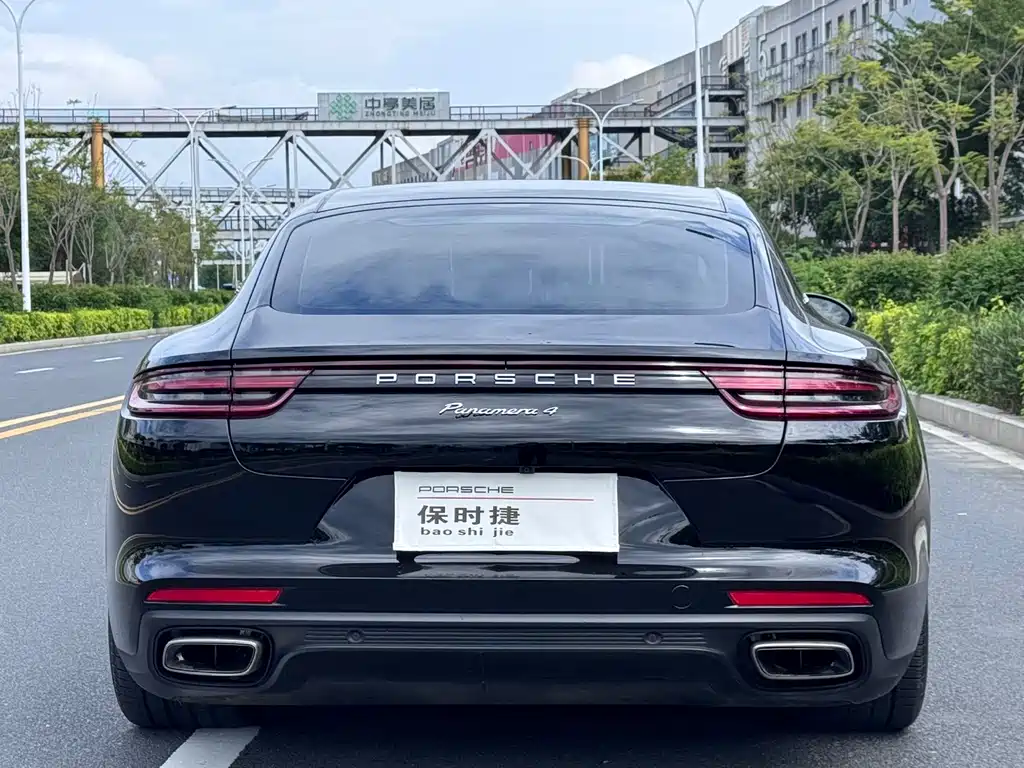 Porsche Panamera — фото 14