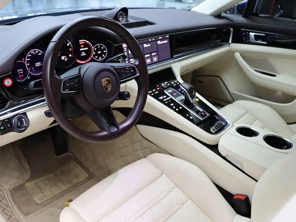 Porsche Panamera — фото 9