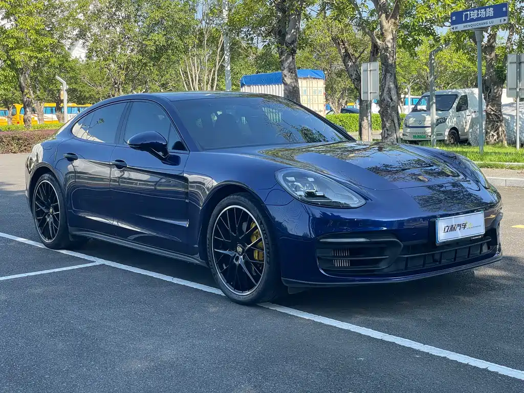 Porsche Panamera — фото 3