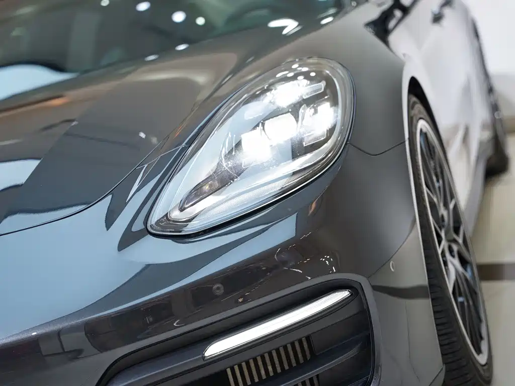 Porsche Panamera — фото 8