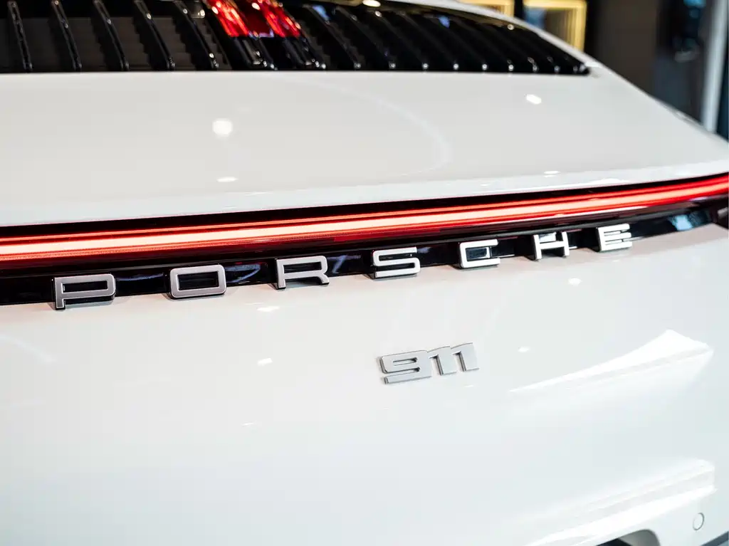 Porsche 911 — фото 11