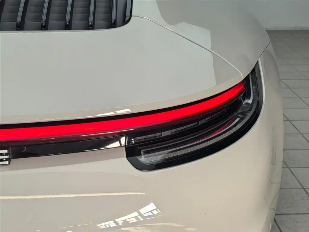 Porsche 911 — фото 18