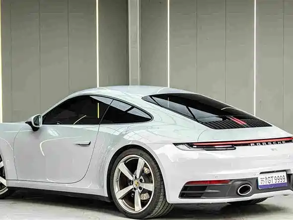 Porsche 911 — фото 8