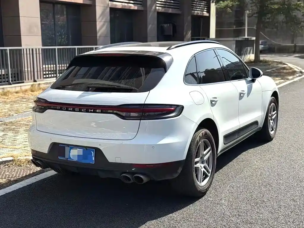 Porsche Macan — фото 6