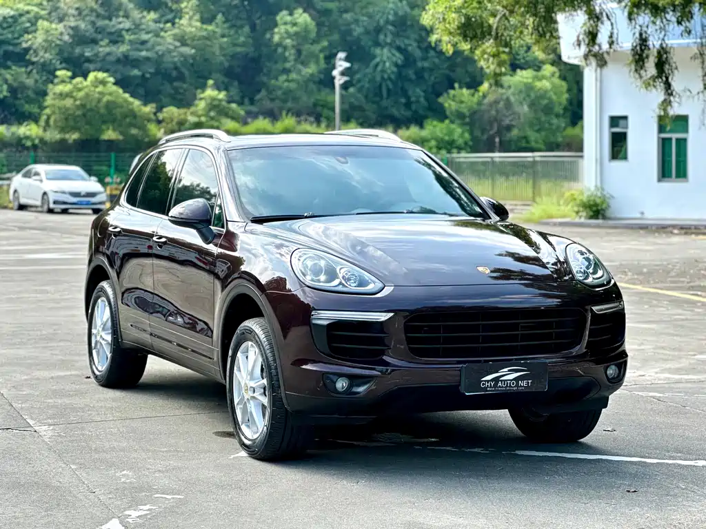 Porsche Cayenne — фото 2