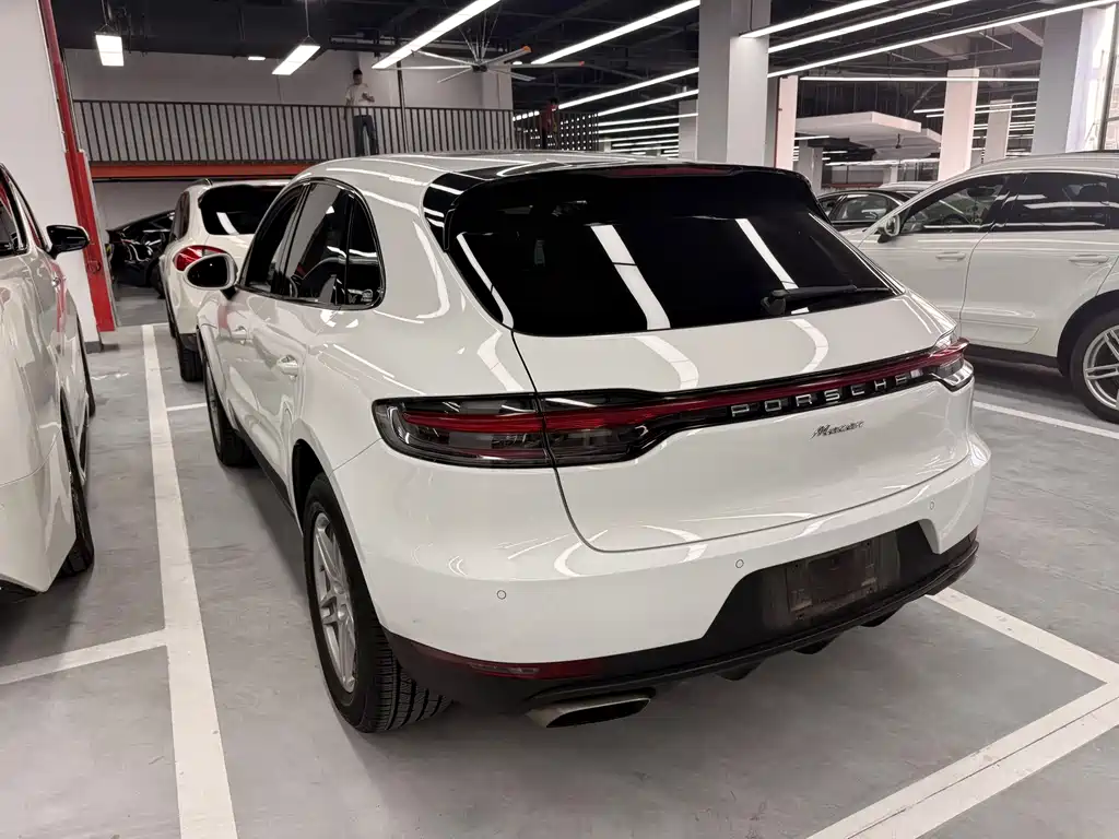 Porsche Macan — фото 10