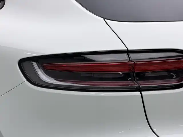 Porsche Macan — фото 15