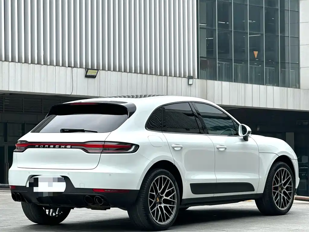 Porsche Macan — фото 5