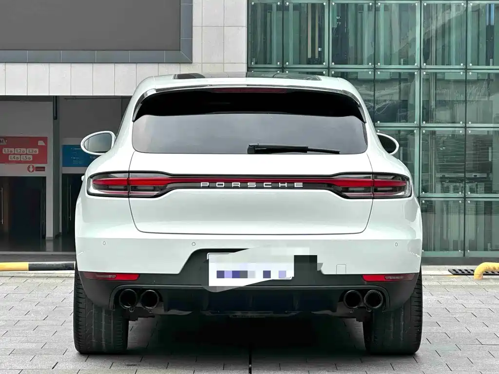 Porsche Macan — фото 7